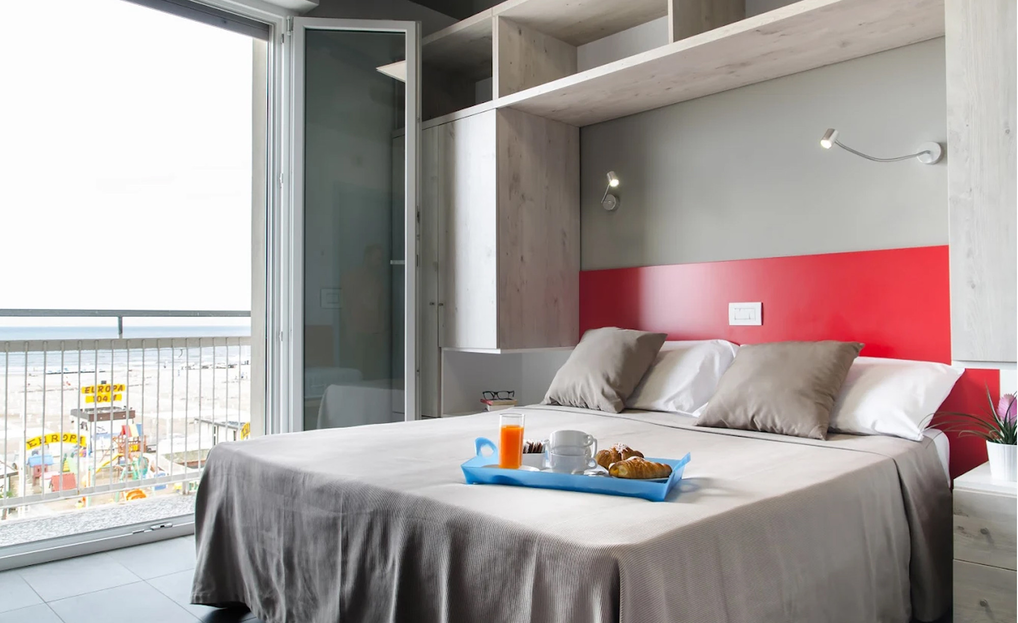 media.Slide_Camera_1Hotel_Majestic_Rimini